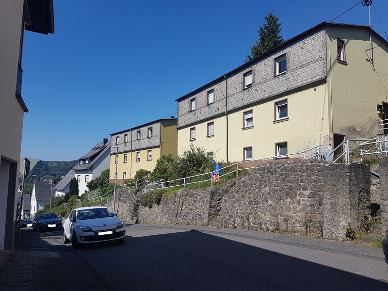 187.05 Schöne 2 ZKB Wohnung Atzenhübel 24, 55743 Idar-Oberstein Sammeltermin 19.06.2026 um 13Uhr